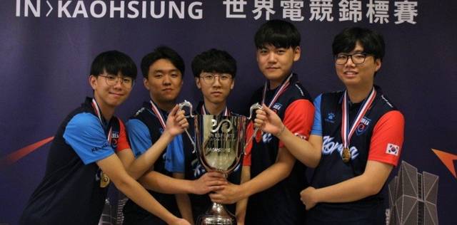 也不乏类似 也不乏类似