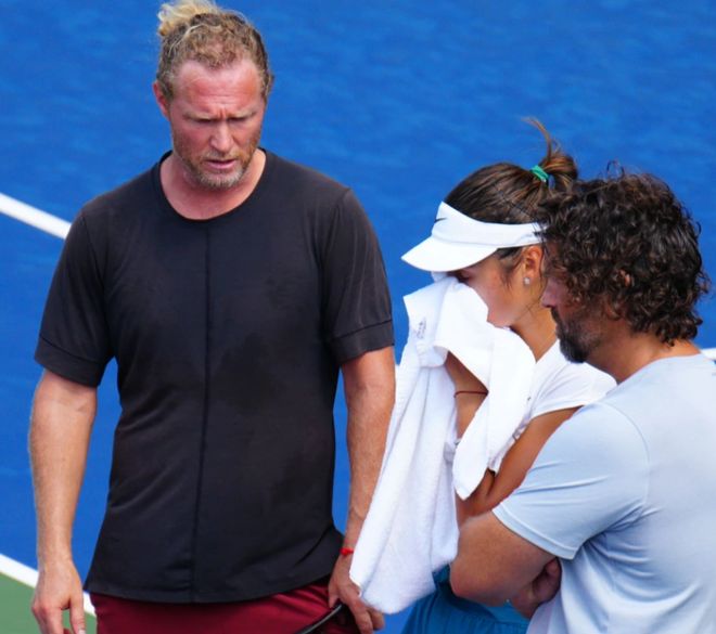 中超最佳阵容：古斯塔沃双响米内罗传射 本土球员仅3人_比赛_金永_传球.