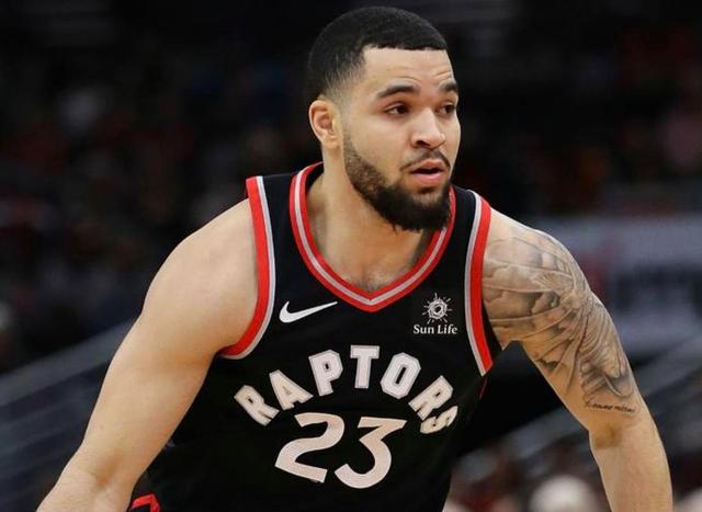 “我对中国足球的热爱永远都在”,昨晚北京国安为于大宝举行退役仪式北京广播电视台.