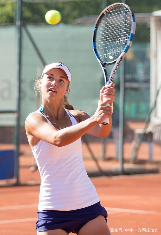 拜仁官方:诺伊尔开始进行跑步训练,金玟哉将缺席韩国队比赛.